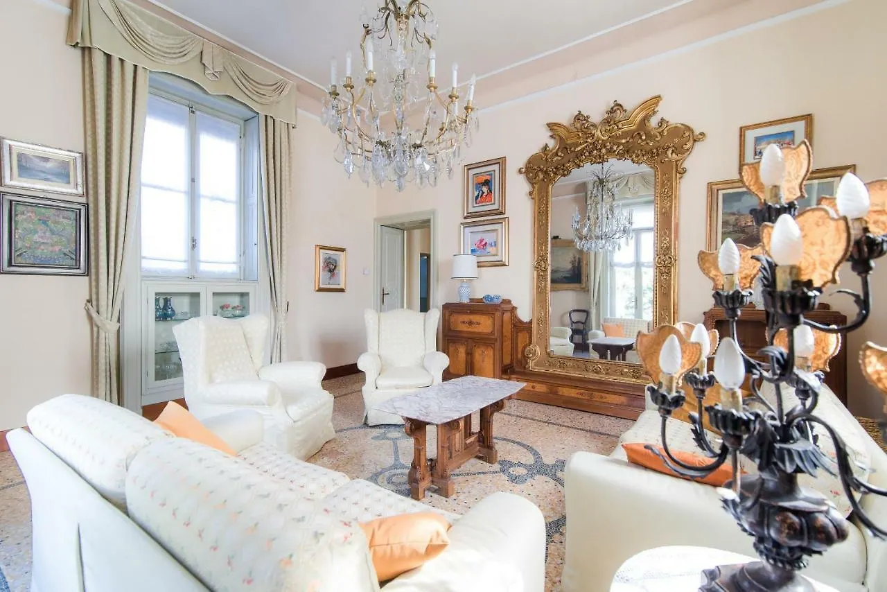 Villa Giu Luxury - The House Of Travelers Faggeto Lario 0*,
