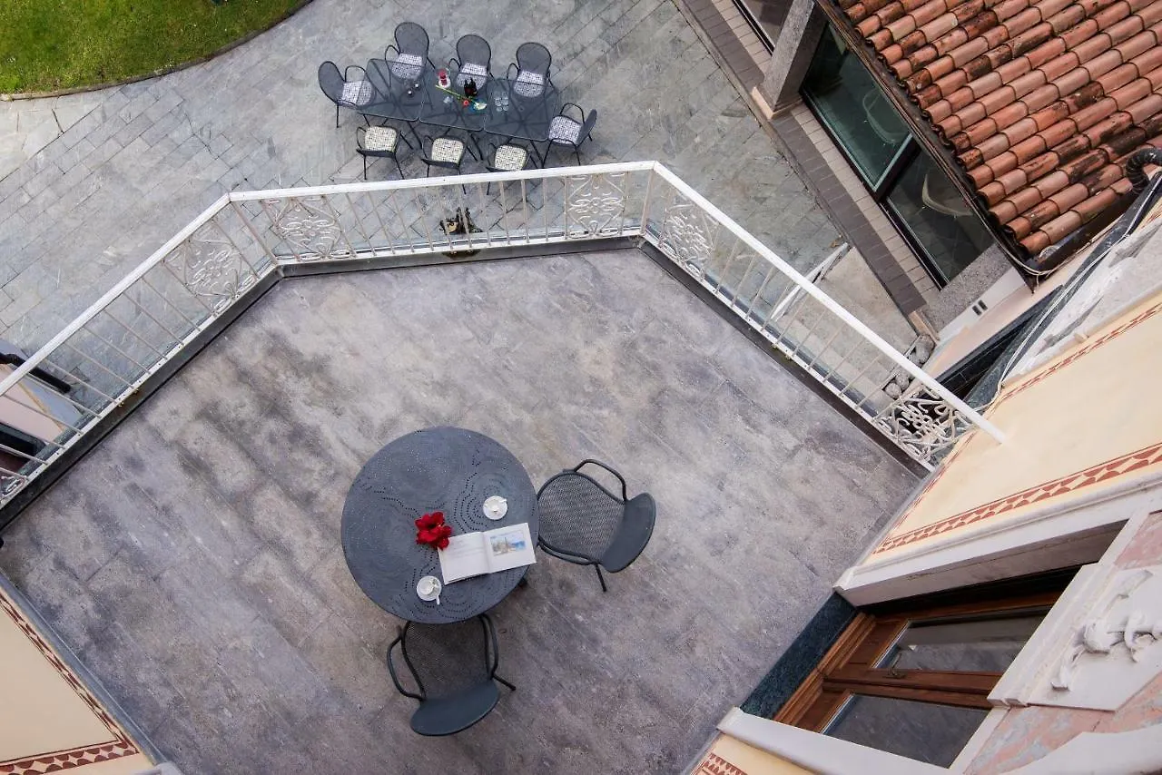 Villa Giu Luxury - The House Of Travelers Faggeto Lario 0*,