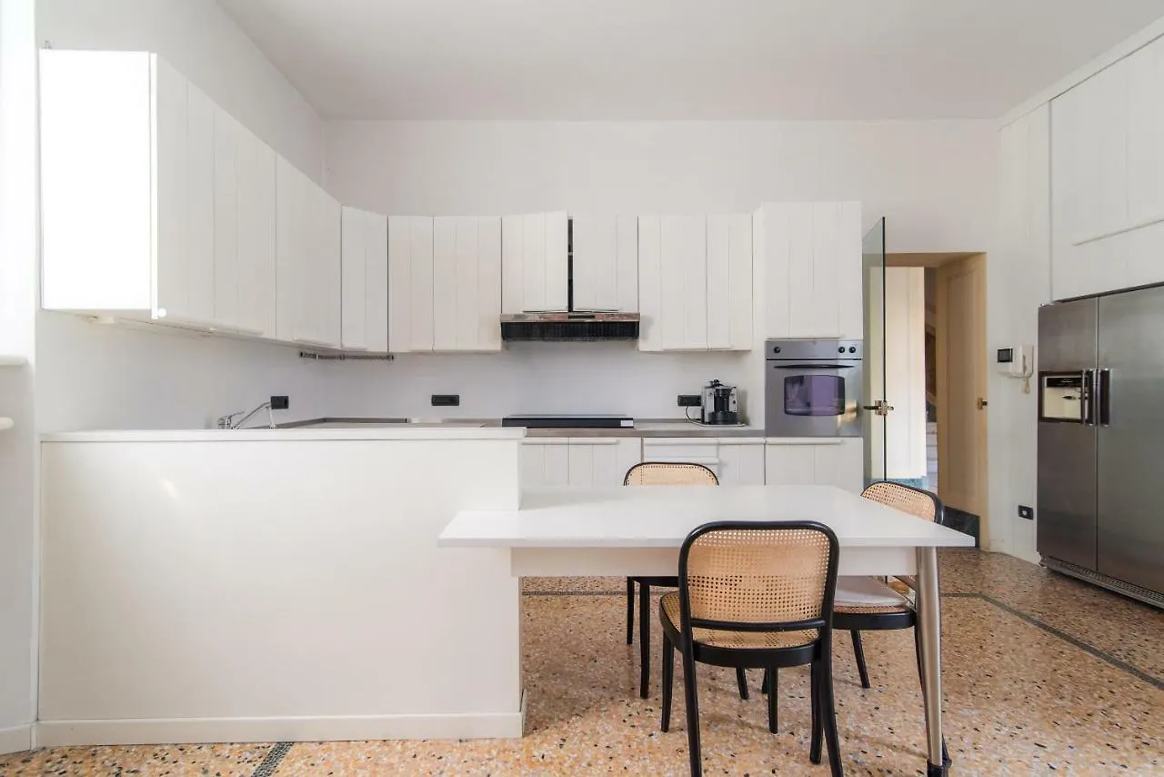 Villa Giu Luxury - The House Of Travelers Faggeto Lario