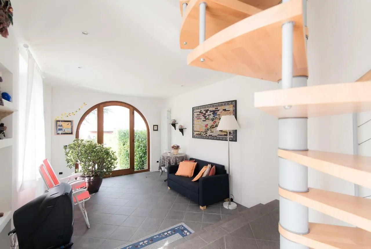 Villa Giu Luxury - The House Of Travelers Faggeto Lario 0*,  Italy