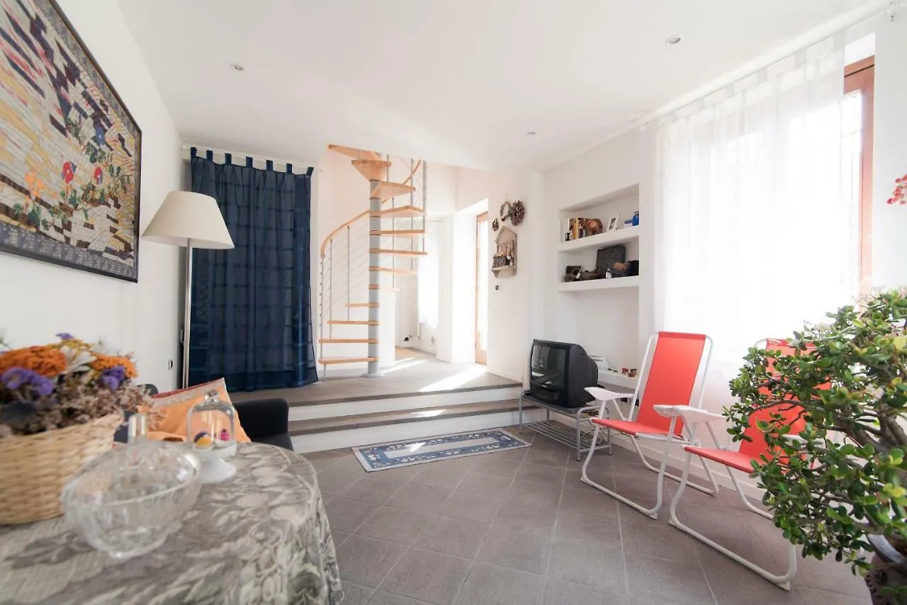 Villa Giu Luxury - The House Of Travelers Faggeto Lario